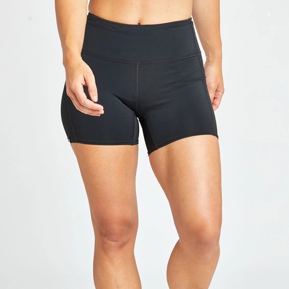 oiselle Pants - Oiselle Black Biker Shorts Size 8